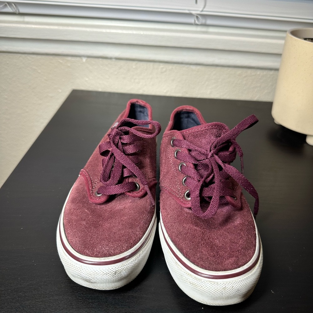 Vans - Picture 2 of 5